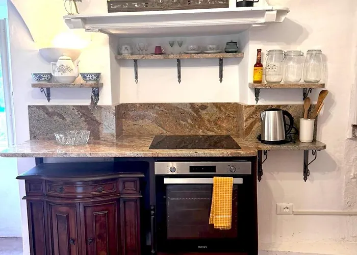 Principessa Grace Italy Sleeps 3 Isolabona