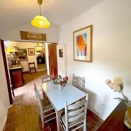 Principessa Grace Italy Sleeps 3 * Isolabona